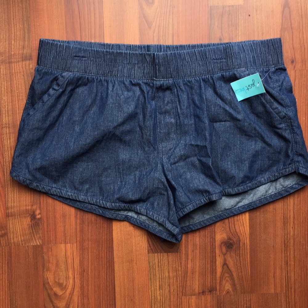 Women’s shorts